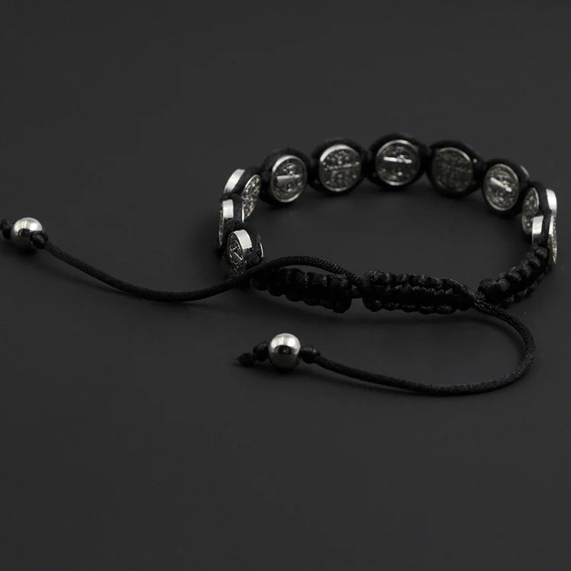 Imagen de Pulsera con medalla de San Benito hecha a mano