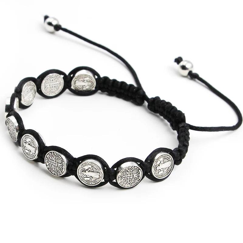 Imagen de Pulsera con medalla de San Benito hecha a mano